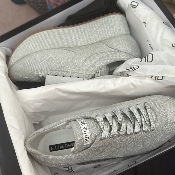 New w/shoe box: Ruthie Davis Platform Sneakers - Picture 4 of 8